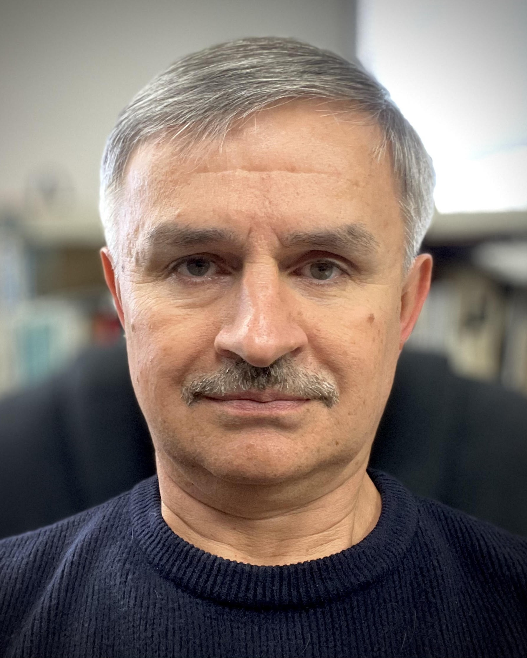 Vasylkiv O